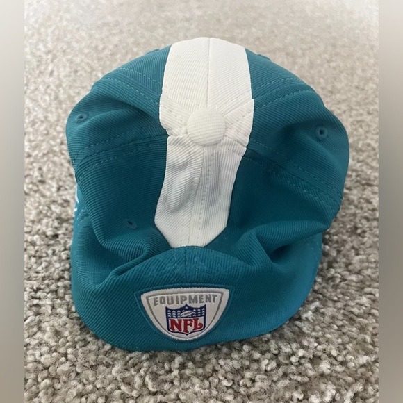 VINTAGE Jacksonville Jaguars Hat Cap Stretch Fit Blue Embroidered Adult Reebok - Picture 2 of 6
